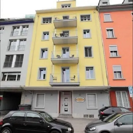 Swiss Star District 3 - Contactless Self Check-in Apart Otel