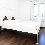 Swiss Star District 3 - Contactless Self Check-in アパートホテル 3*