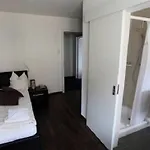 Swiss Star District 3 - Contactless Self Check-in 3* チューリッヒ