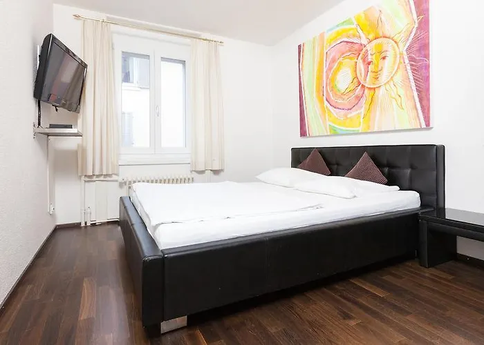 Swiss Star District 3 - Contactless Self Check-in 3*