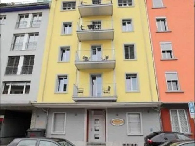 Swiss Star District 3 - Contactless Self Check-in アパートホテル