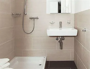 Swiss Star District 3 - Contactless Self Check-in 3* Zurique