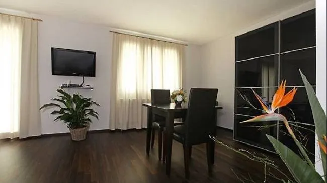 Swiss Star District 3 - Contactless Self Check-in Апарт-отель Цюрих