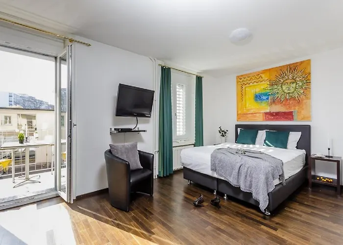 Swiss Star District 3 - Contactless Self Check-in Апарт-отель 3*